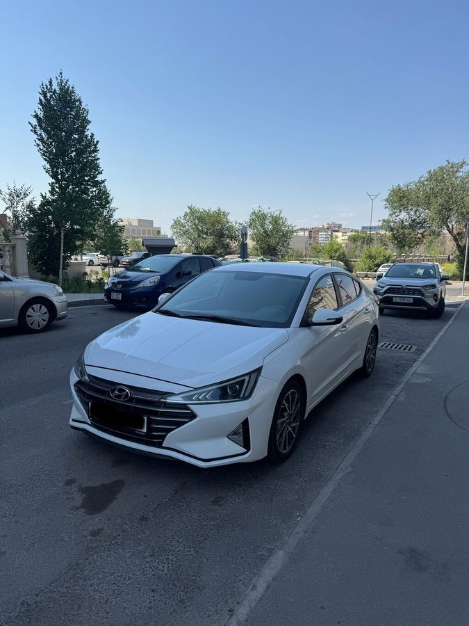 Hyundai Avante