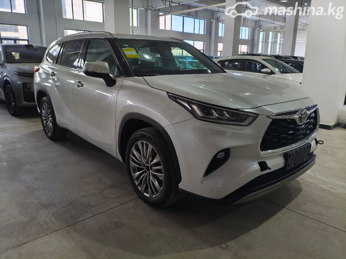 Toyota Highlander IV (U70)