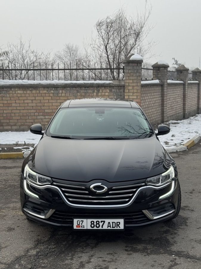 Renault SM6