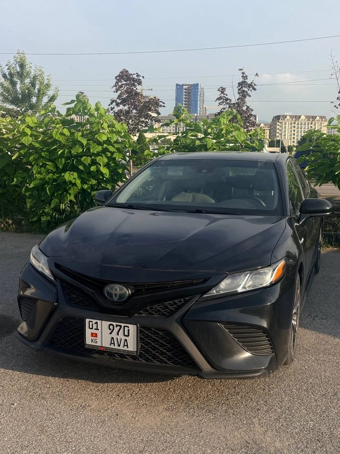 Toyota Camry VIII (XV70) 2018