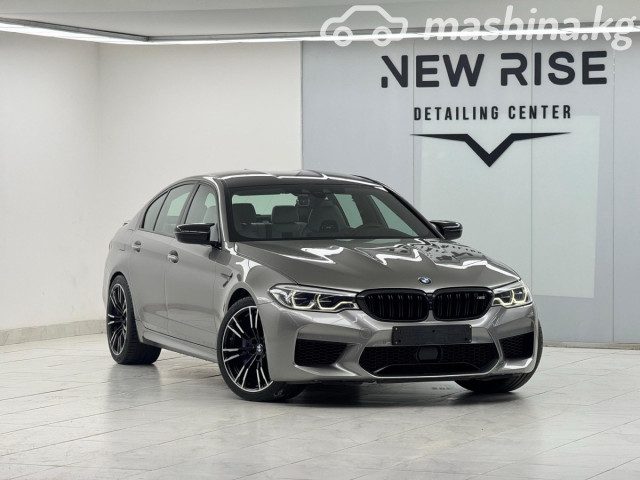 BMW M5