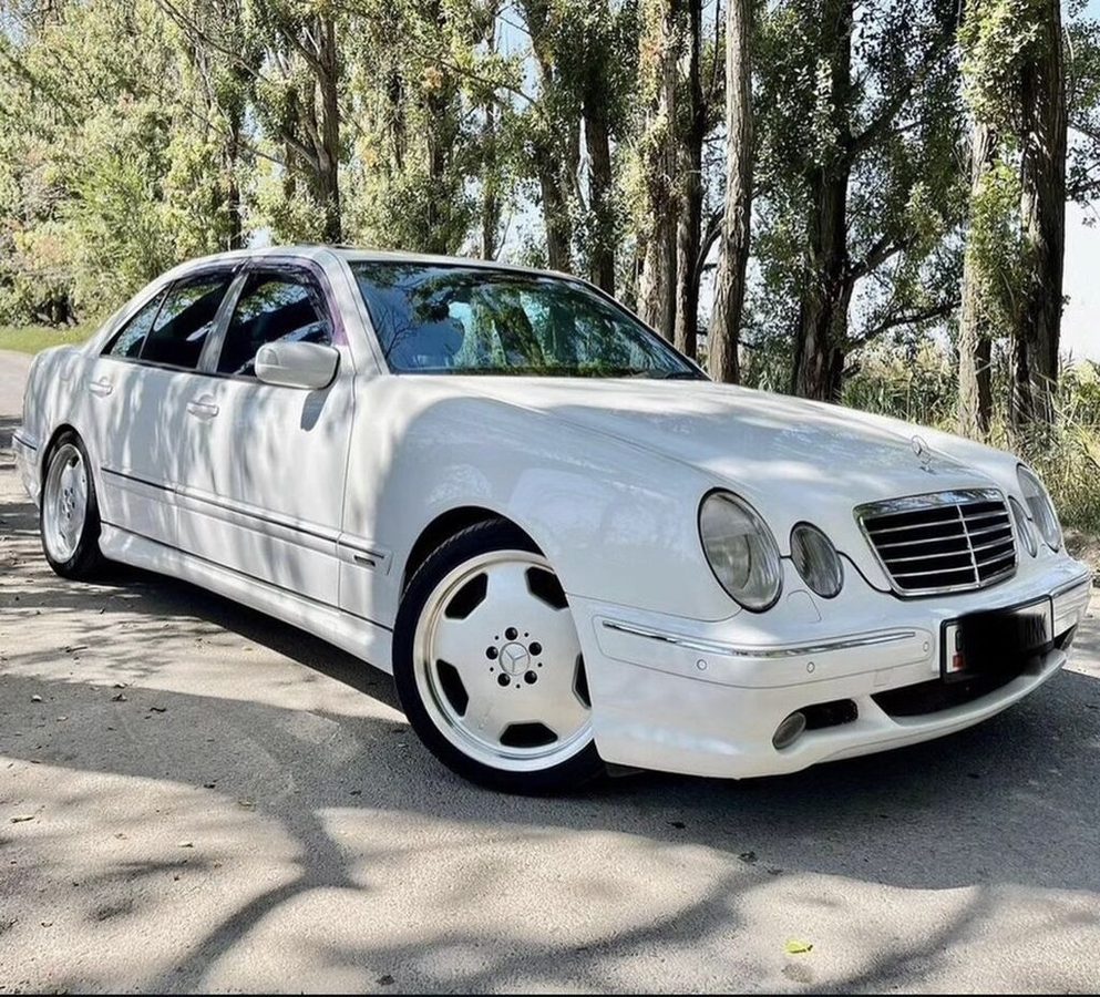 Mercedes-Benz E-класс AMG