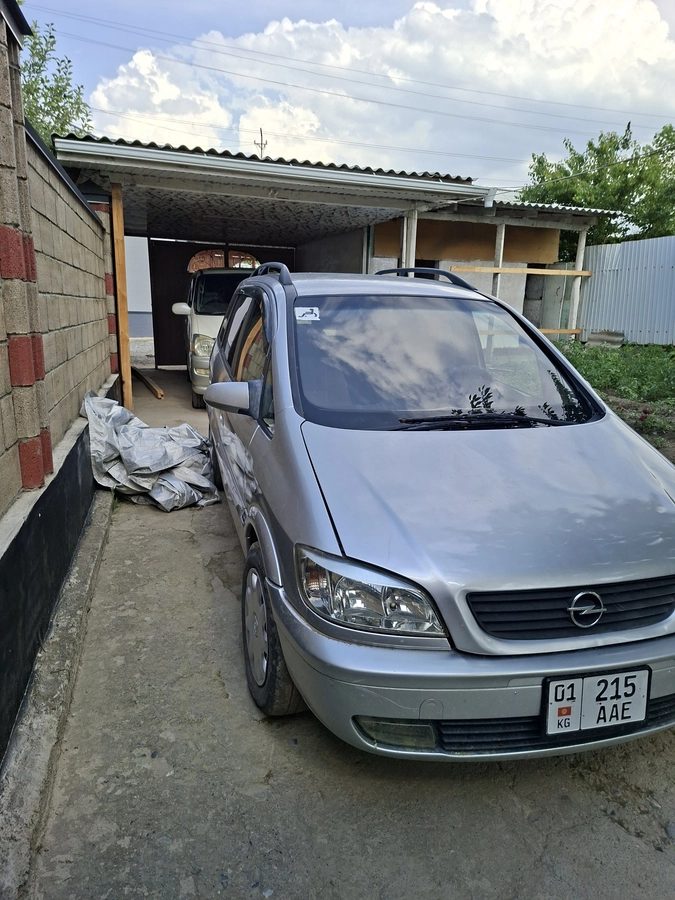 Opel Zafira A Рестайлинг 2004