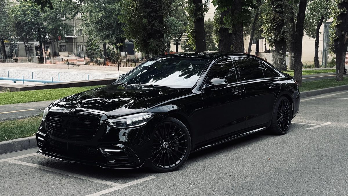 Mercedes-Benz S-Класс VII (W223) 2023