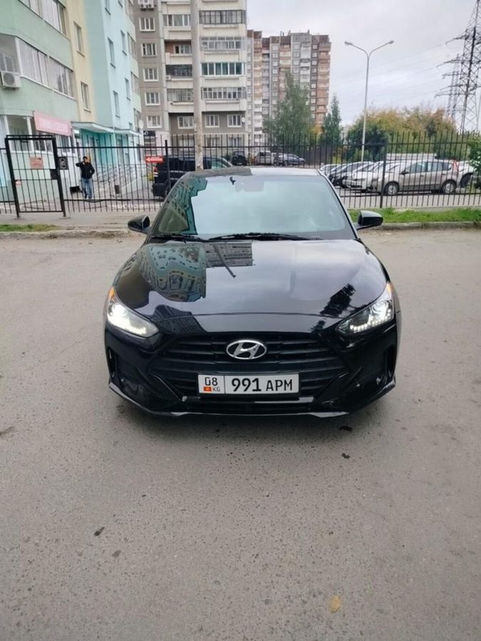 Hyundai Veloster