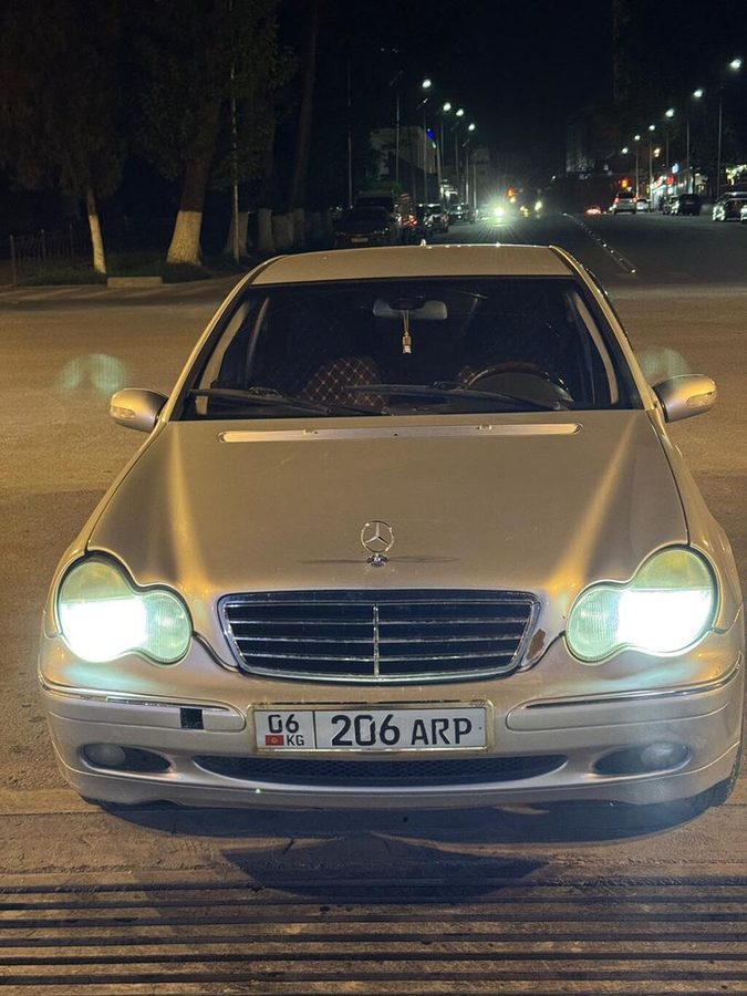 Mercedes-Benz C-Class