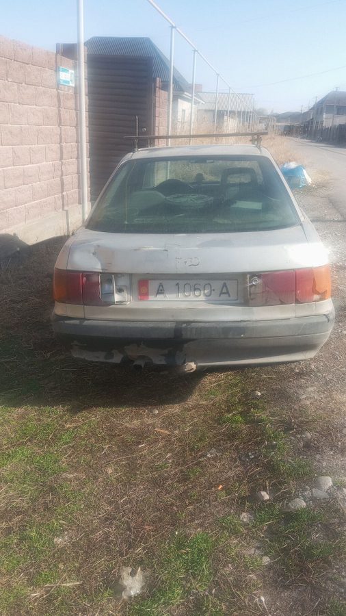 Audi 80