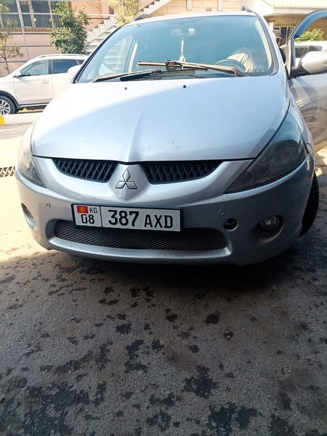 Mitsubishi Grandis
