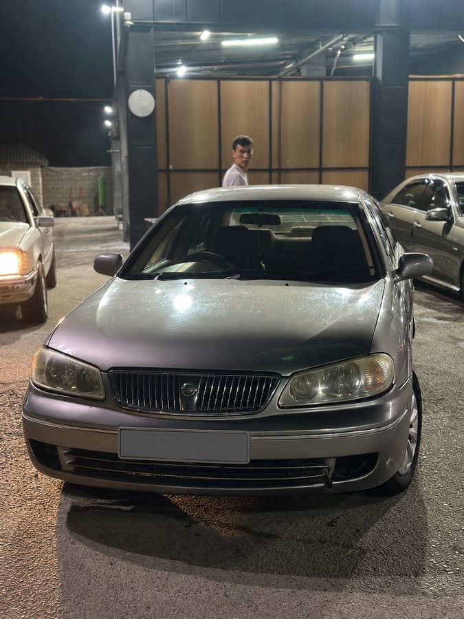 Nissan Bluebird