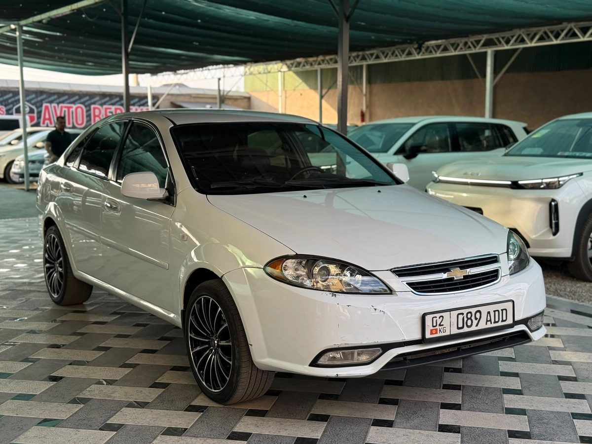 Daewoo Gentra II 2013