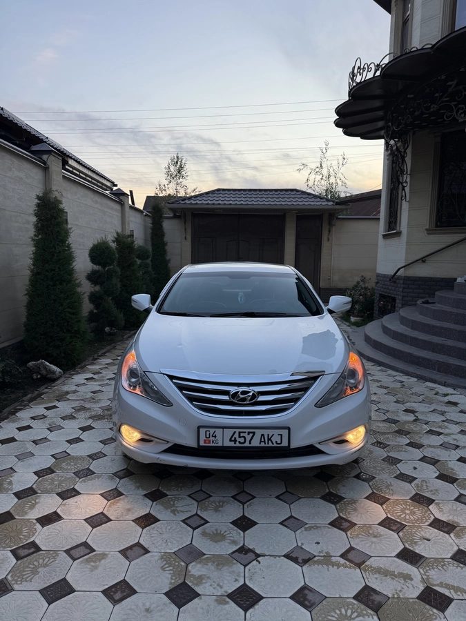 Hyundai Sonata VI (YF) 2016
