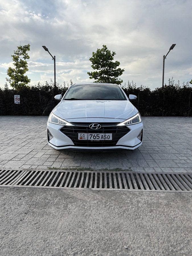Hyundai Avante VI Рестайлинг 2018