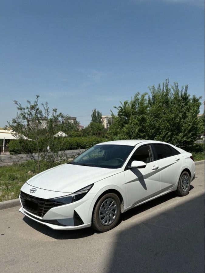 Hyundai Avante VII