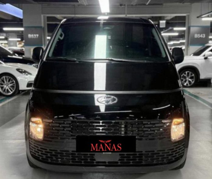 Hyundai Staria