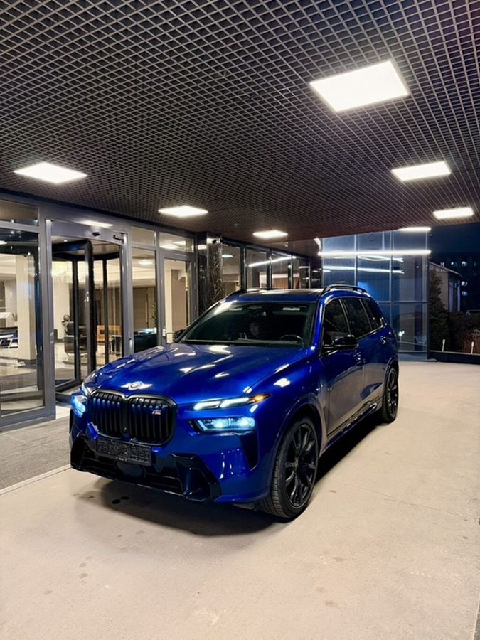 BMW X7