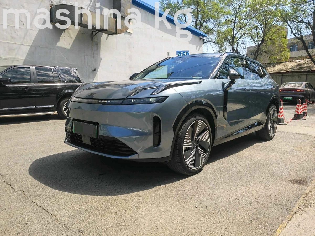 Lynk & Co 8 Lynk & Co 08 2025