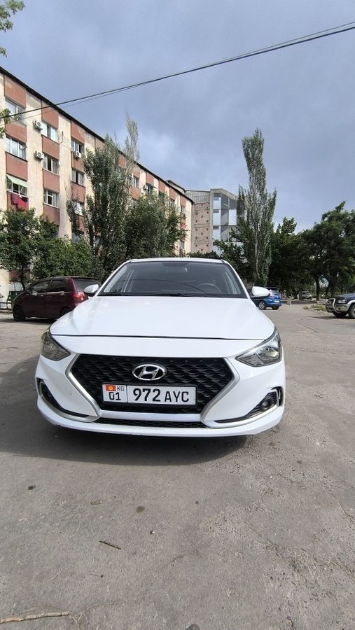 Hyundai Celesta