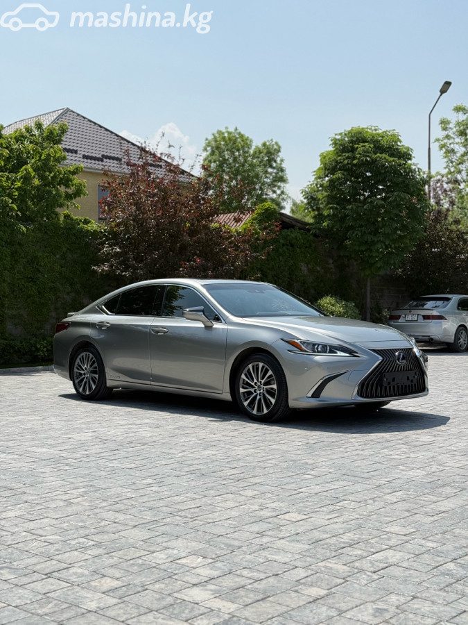 Lexus ES VII
