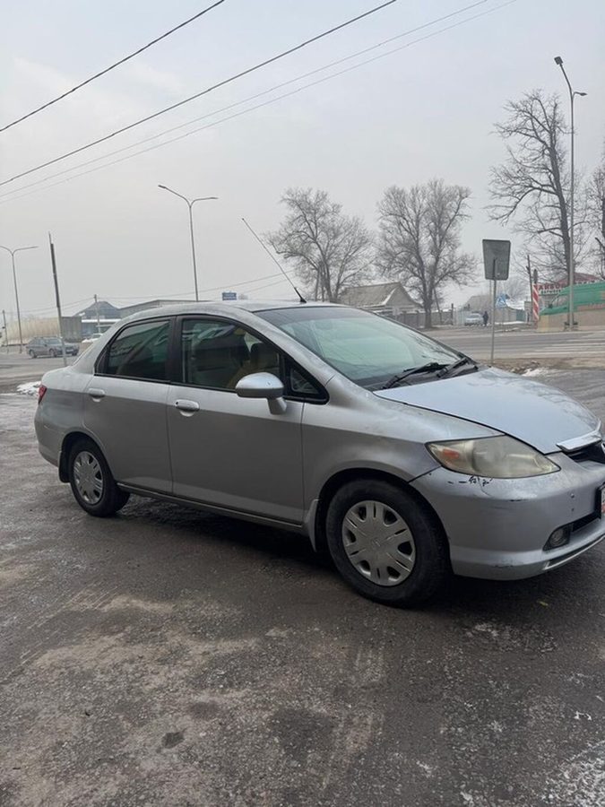 Honda Город