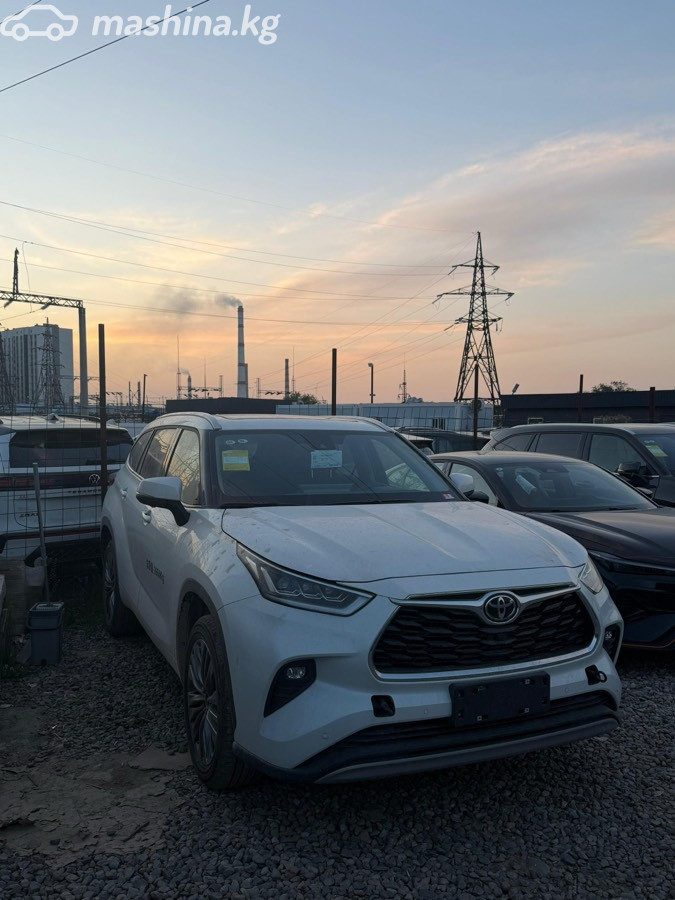 Toyota Highlander IV (U70)