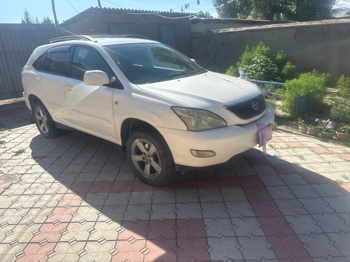 Toyota Harrier II (XU30) 2004