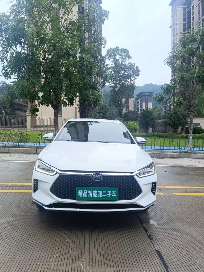 BYD E2 I 2022