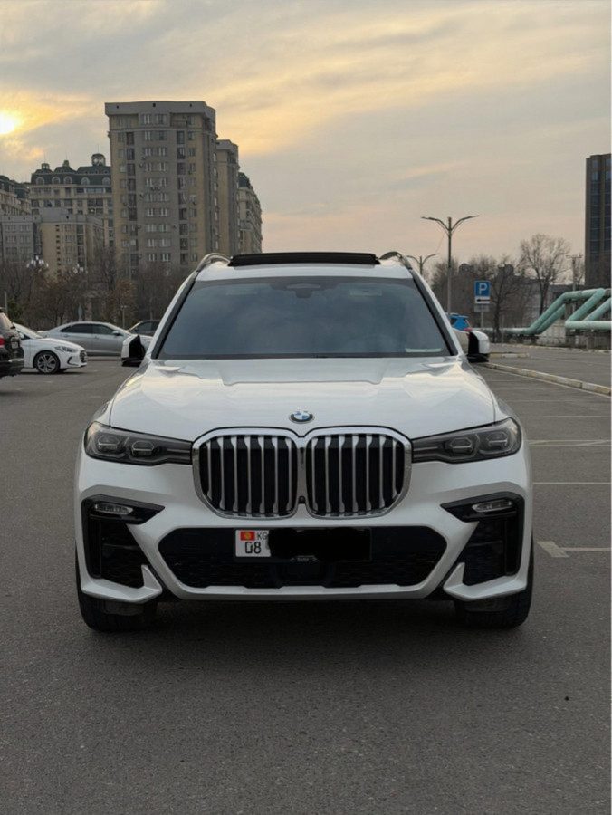 BMW X7 I (G07)