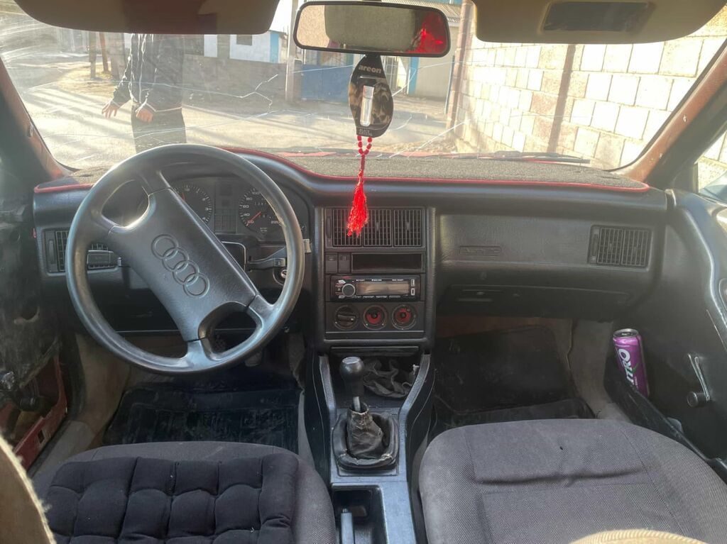 Audi 80