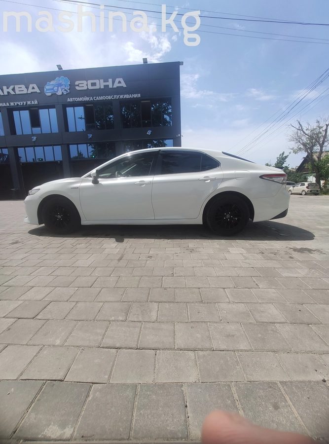Toyota Camry VIII (XV70) 2019