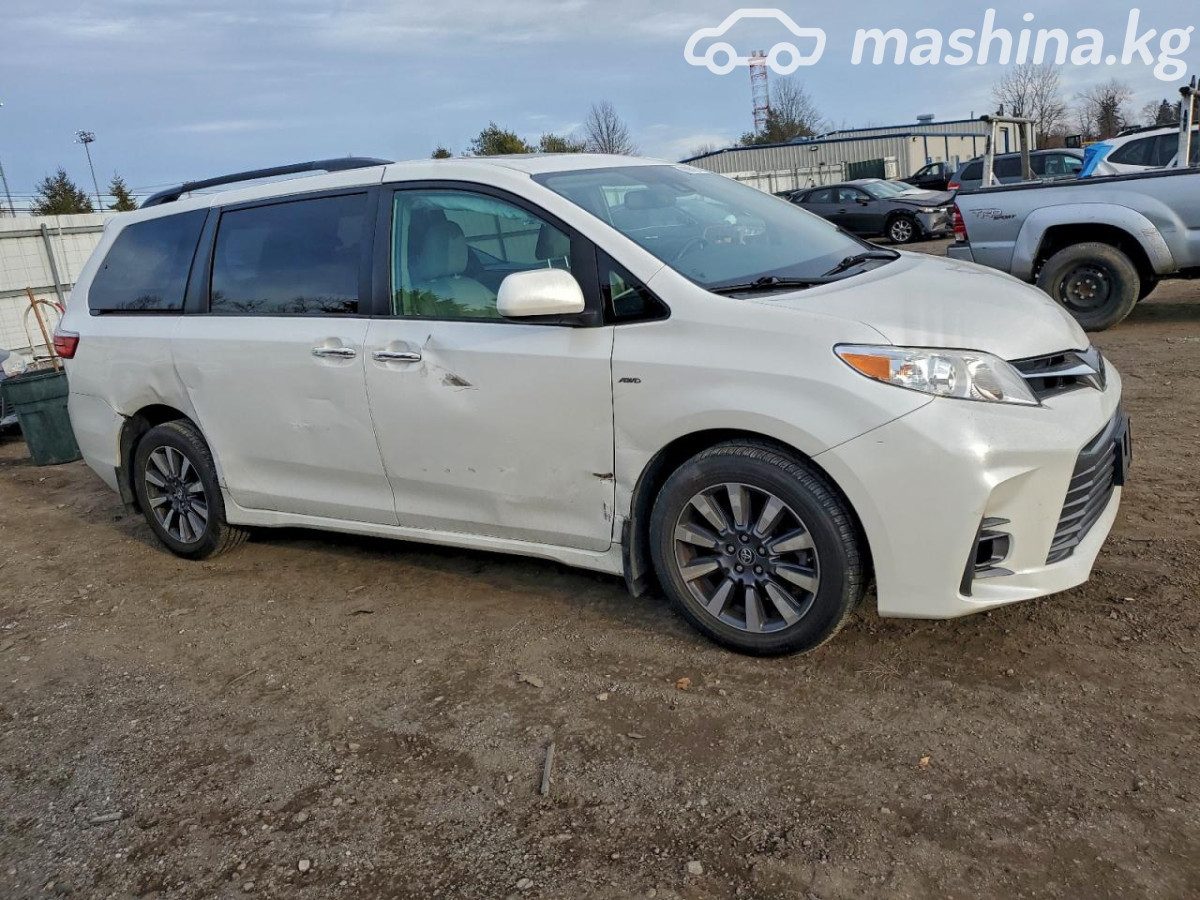Toyota Sienna III Рестайлинг 2