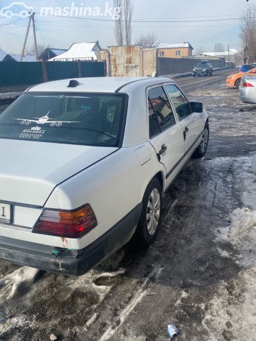 Mercedes-Benz W124
