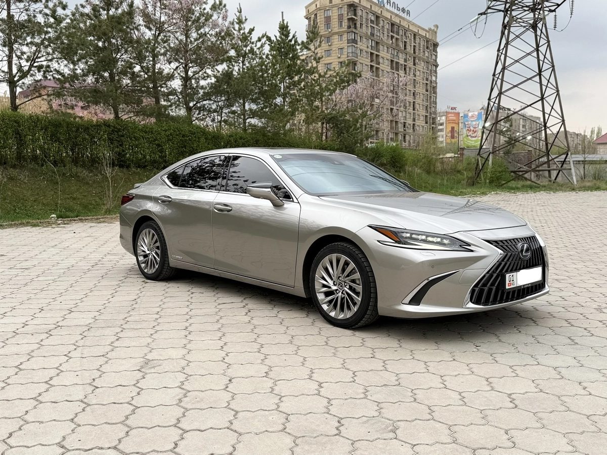Lexus ES VII Рестайлинг 2022