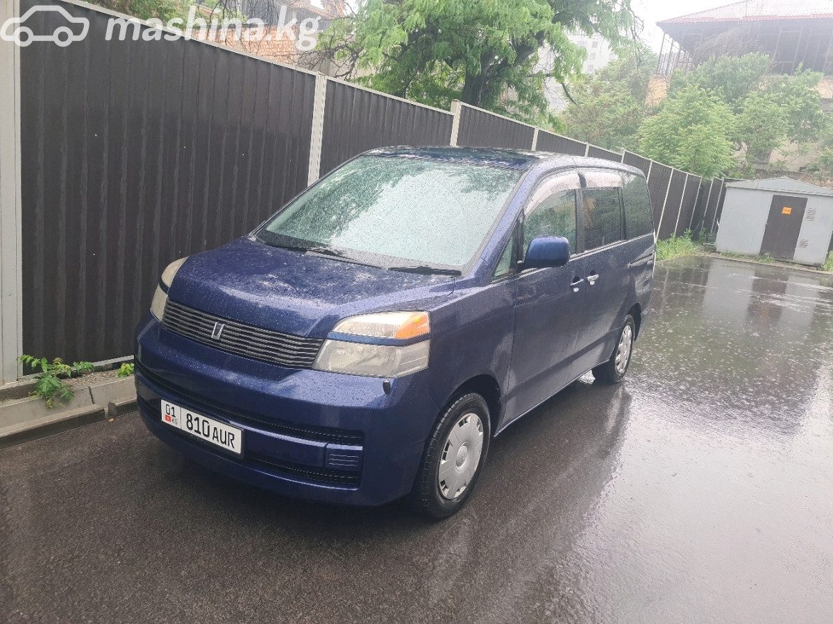 Toyota Voxy I (R60)