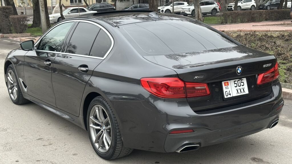 BMW 530