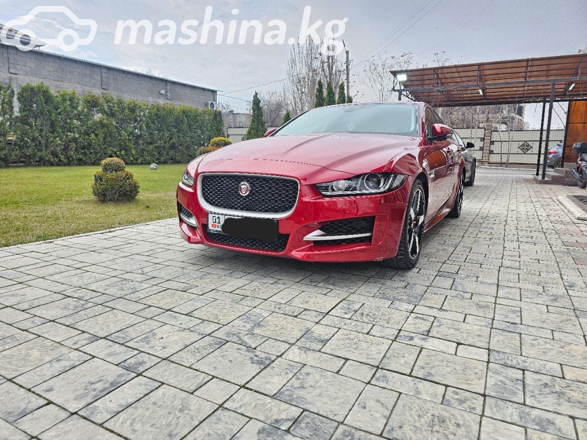 Jaguar XE I