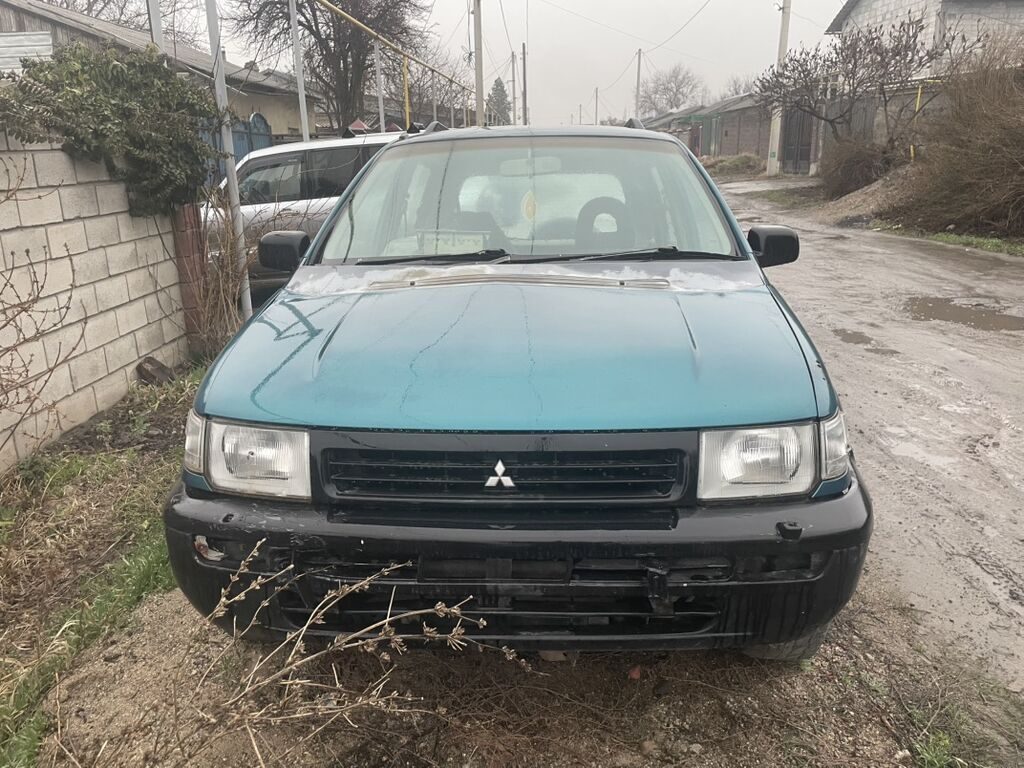 Mitsubishi RVR