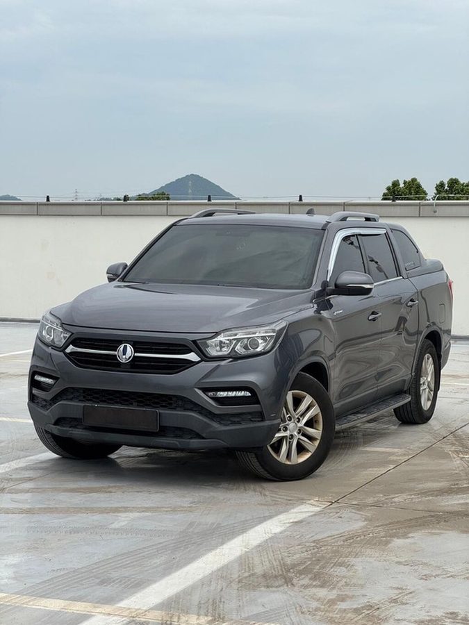 Ssangyong Rexton Sports