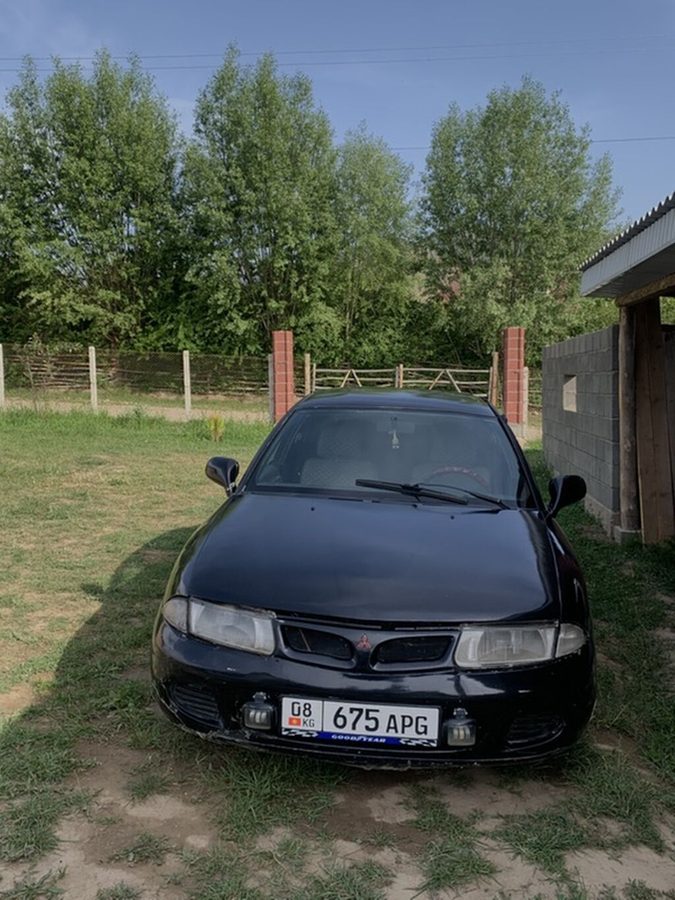 Mitsubishi Carisma