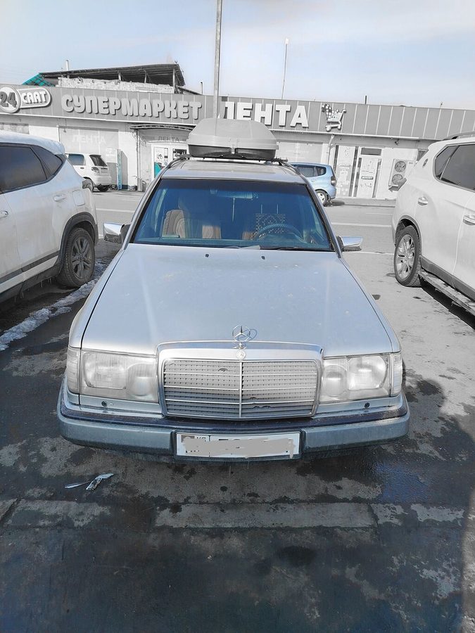 Mercedes-Benz W124