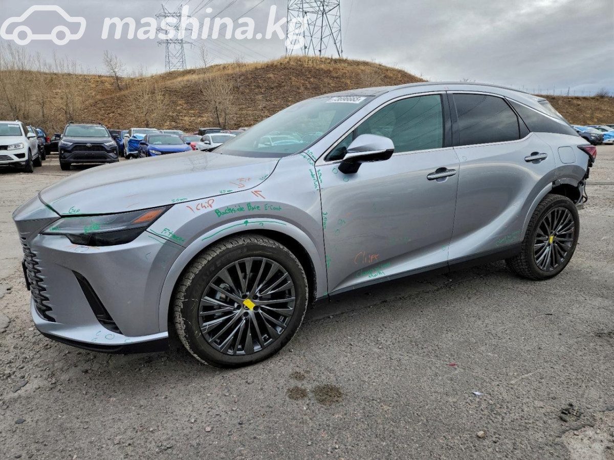 Lexus RX V