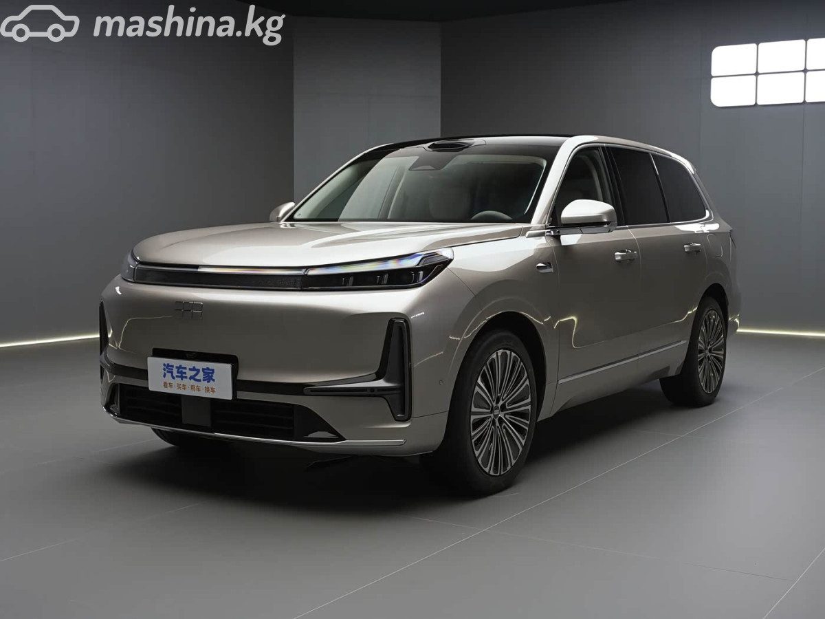 Geely Galaxy M9