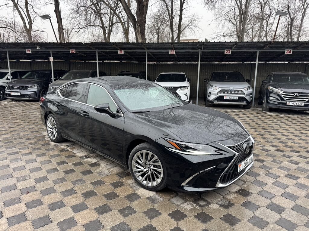 Lexus ES