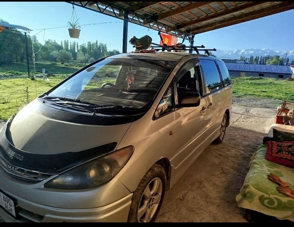Toyota Estima