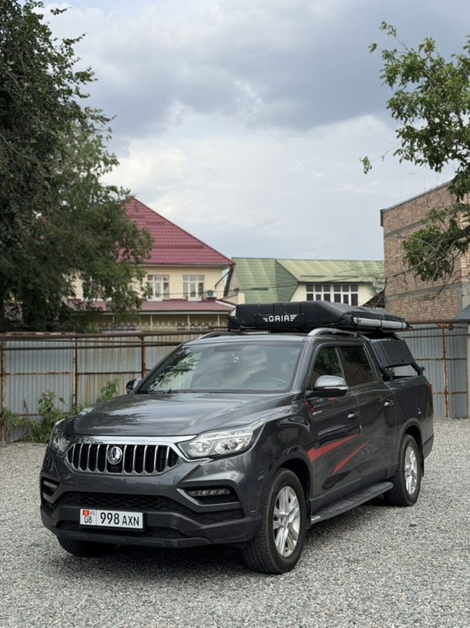 Ssangyong Rexton Khan