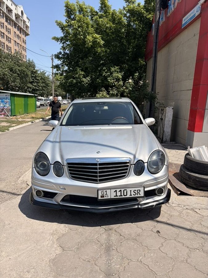 Mercedes-Benz E-Class