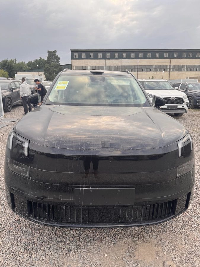 Lynk & Co 900 2026