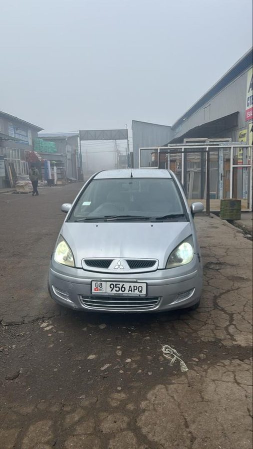 Mitsubishi Colt