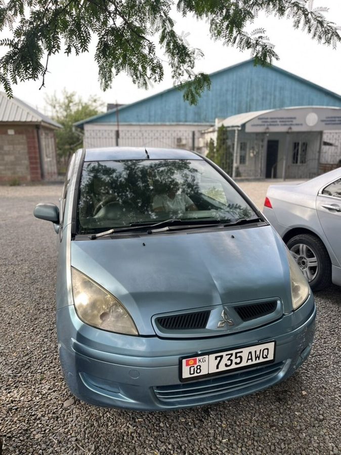 Mitsubishi Colt