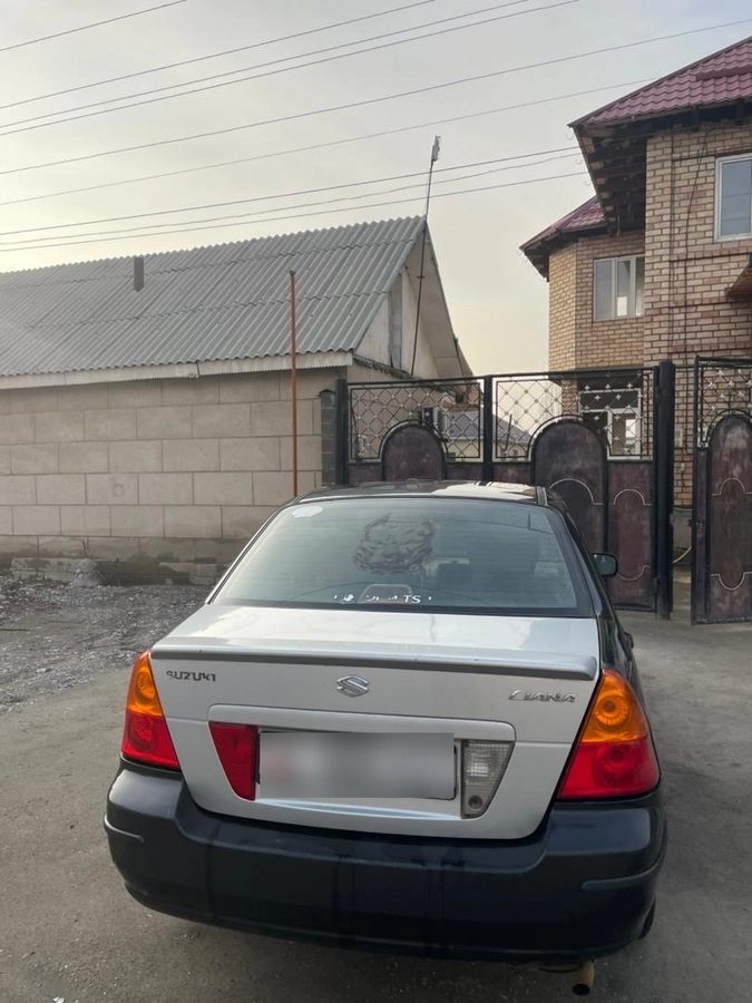 Suzuki Liana I 2003