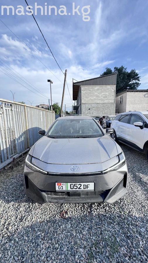 Toyota bZ3 2023